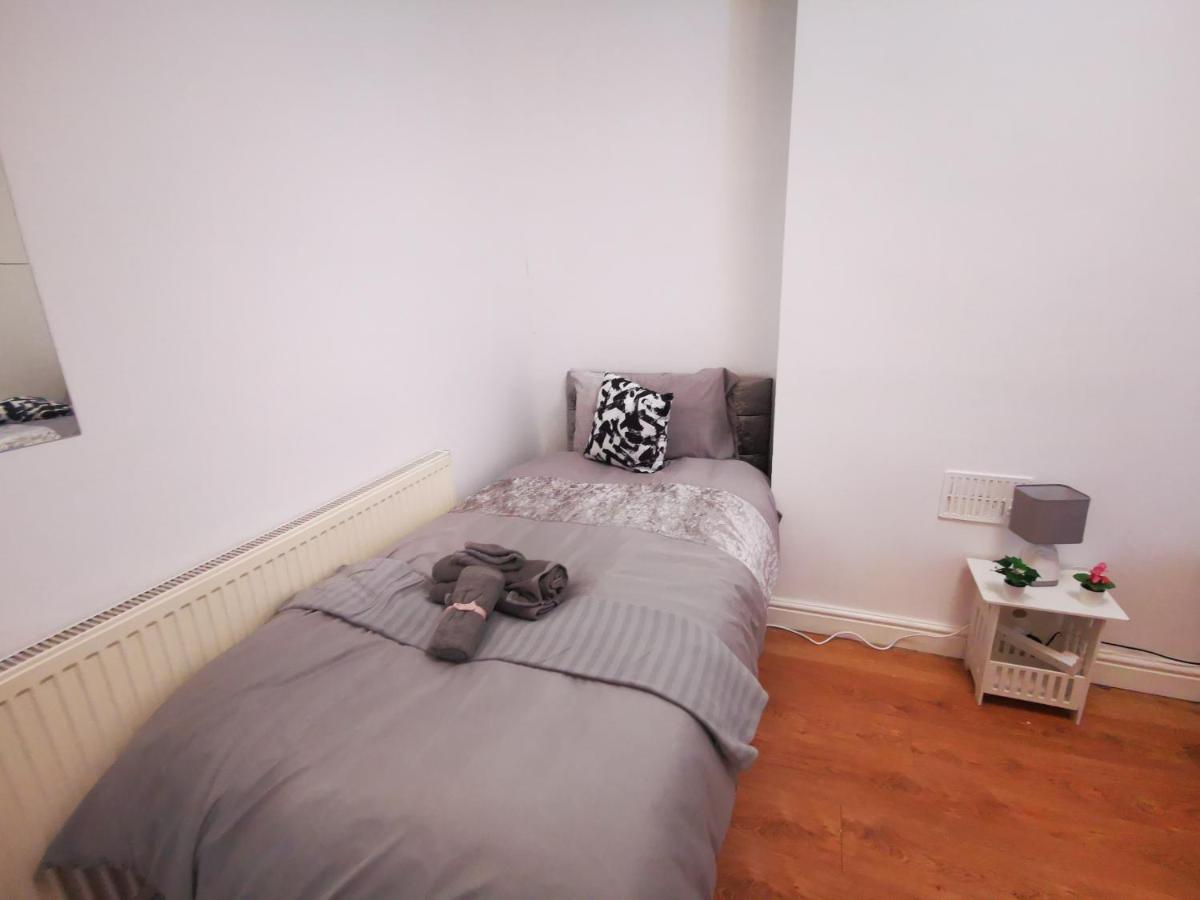 Center Place - Near City Center Apartment Derby